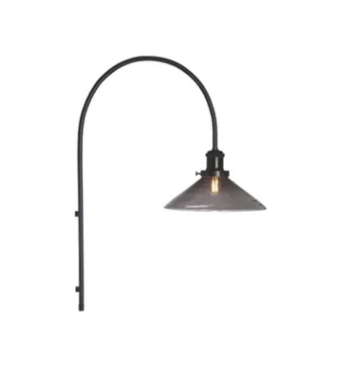 August Vegglampe