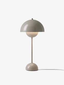 Flowerpot bordlampe VP3, grå/beige