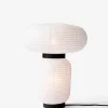 Formakami bordlampe