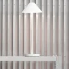 Keglen Bordlampe – Hvit – KAMPANJE