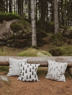 Tall – brodert putetrekk