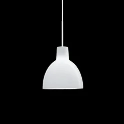 Toldbod 220 Pendel – Hvitt opalt glass